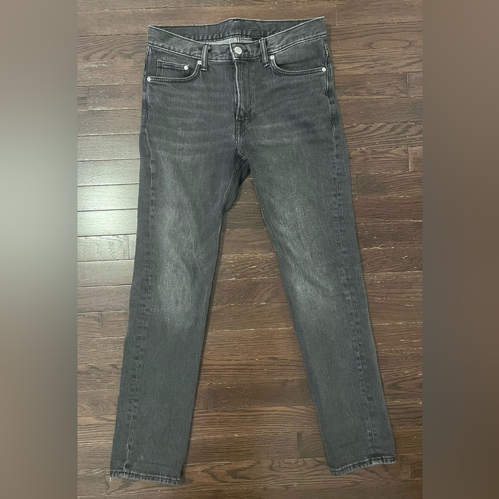 Denim jeans. Slim fit